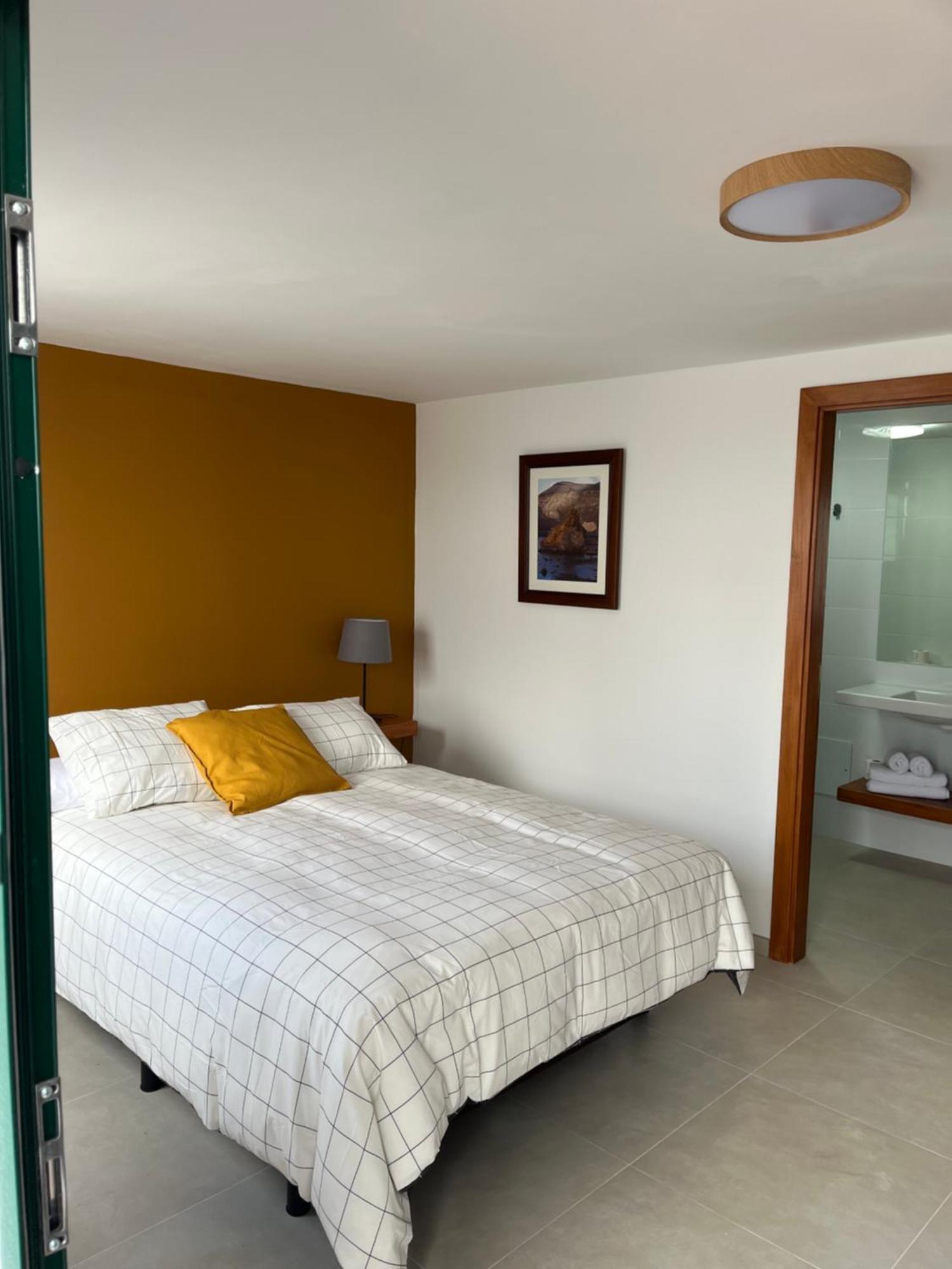 Hotel-finca Rural José Manuel 28pax * San Bartolomé